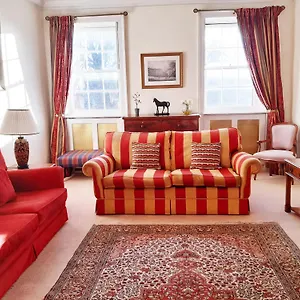 Apartment 18 The Circus, Bath